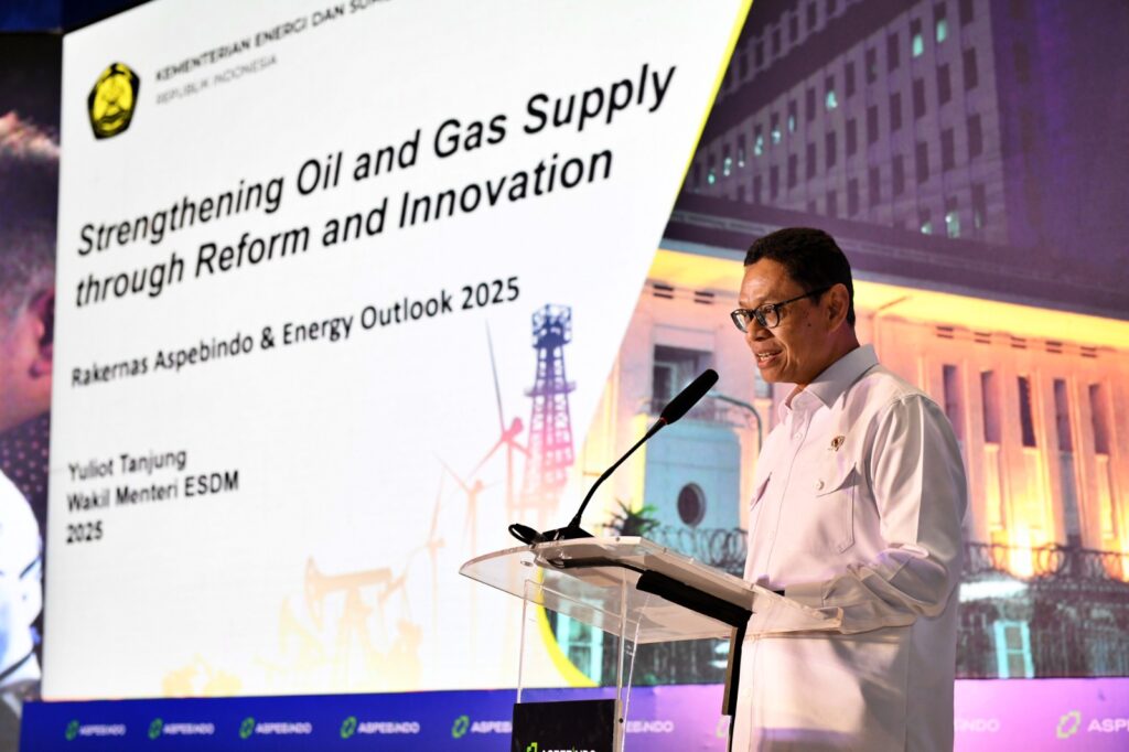 arsip-berita-wakil-menteri-esdm-tekankan-urgensi-ketahanan-energi-j7ncnej