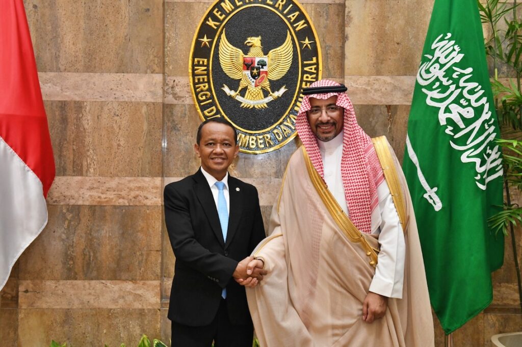 arsip-berita-dorong-eksplorasi-sumber-daya-mineral-indonesia-dan-arab-saudi-sepakati-kerja-sama-strategis-yk0d7dx