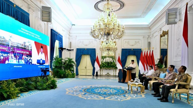 arsip-berita-wujudkan-swasembada-energi-presiden-ri-resmikan-produksi-perdana-dua-lapangan-migas-x3z47r6