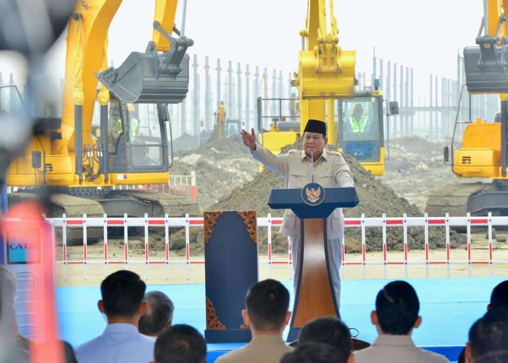 arsip-berita-resmikan-groundbreaking-industri-baterai-listrik-presiden-prabowo-kerja-sama-program-kolosal-antarnegara-8y6coqo