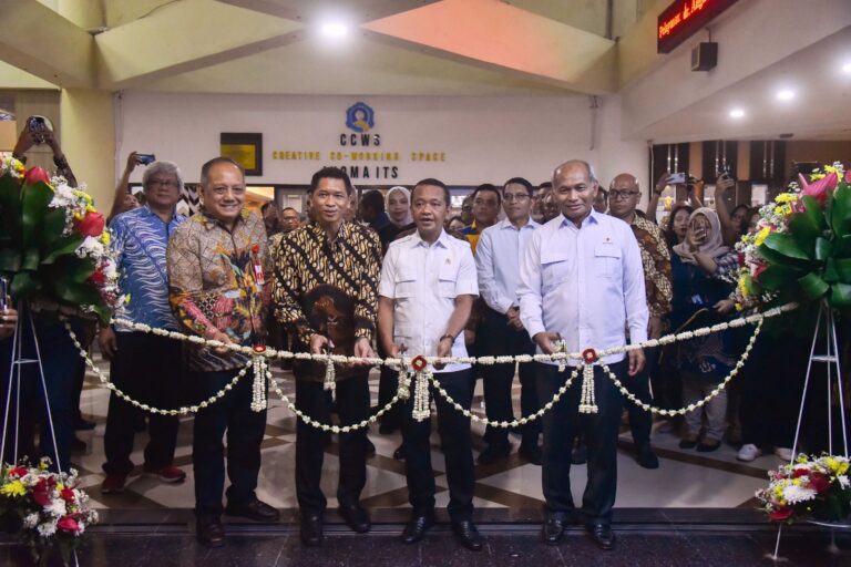 arsip-berita-resmikan-migas-corner-menteri-esdm-wujud-kolaborasi-industri-dan-akademisi-p1s7r61