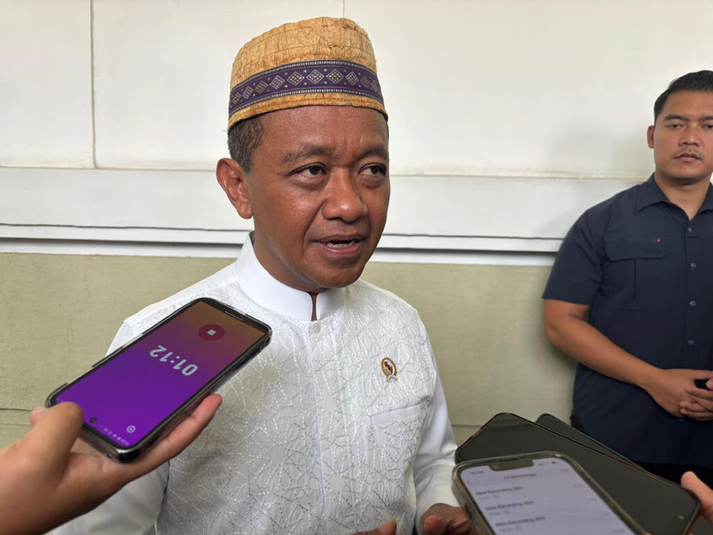 arsip-berita-menteri-esdm-presiden-minta-tertibkan-kegiatan-pertambangan-p311xba