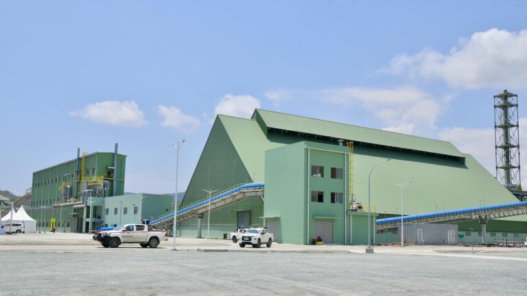 arsip-berita-setahun-berdampak-menteri-esdm-hilirisasi-adalah-amanat-konstitusi--71zma8h