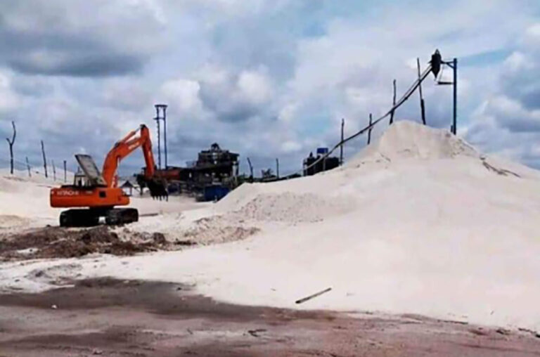 arsip-berita-benahi-tata-kelola-pasir-kuarsa-menteri-esdm-wacanakan-tarik-kembali-izin-ke-pemerintah-pusat-ww9y6t9