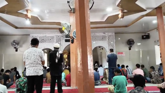 arsip-berita-menteri-bahlil-penuhi-janji-35-genset-bantu-pulihkan-listrik-palembayan-fojc13t