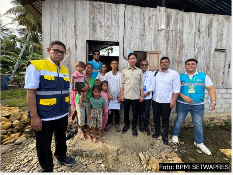 arsip-berita-listrik-terangi-desa-hilisebua-pemerintah-nyalakan-harapan-baru-warga-nias-l00g400