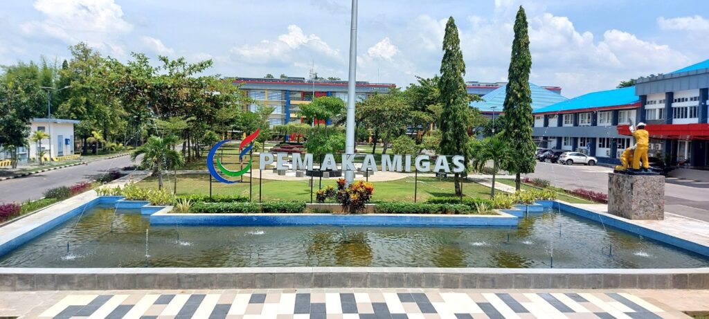 arsip-berita-seluruh-prodi-pem-akamigas-raih-akreditasi-unggul-je9qnhf