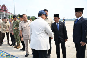 arsip-berita-didampingi-menteri-esdm-presiden-prabowo-fokus-dorong-hasil-nyata-kerja-sama-ri-jepang-vvzn13l