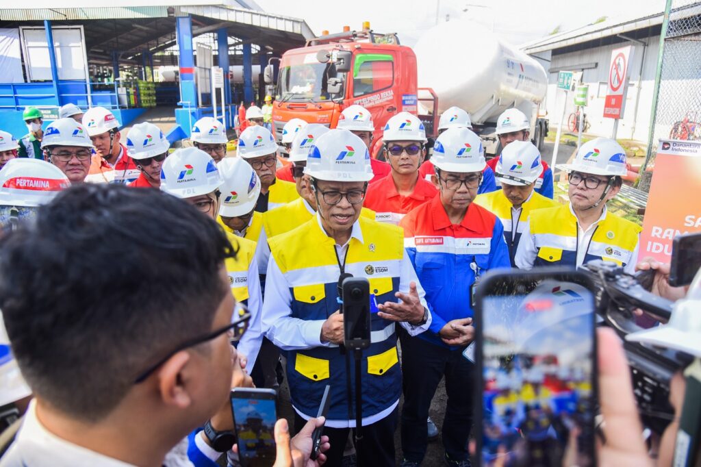 arsip-berita-tindak-lanjut-arahan-presiden-kementerian-esdm-dorong-pengelolaan-energi-yang-lebih-bijak-zrk5tvc