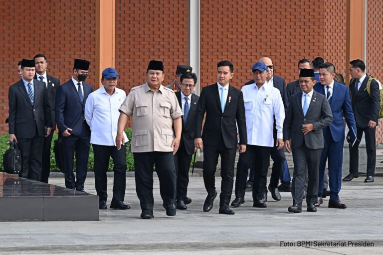 arsip-berita-dorong-ketahanan-energi-kawasan-menteri-esdm-dampingi-presiden-prabowo-di-ktt-asean-gtih8ty