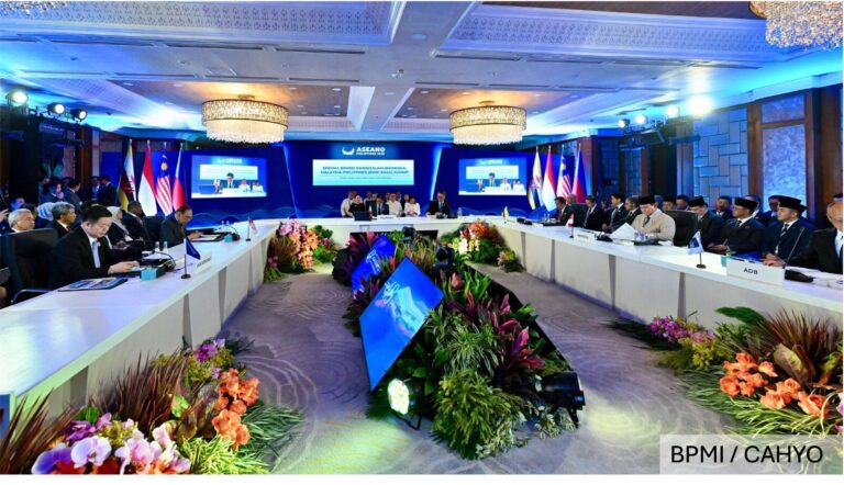 arsip-berita-indonesia-pacu-plts-100-gw-prabowo-tekankan-kolaborasi-energi-bersih-asean-t1wgoe5