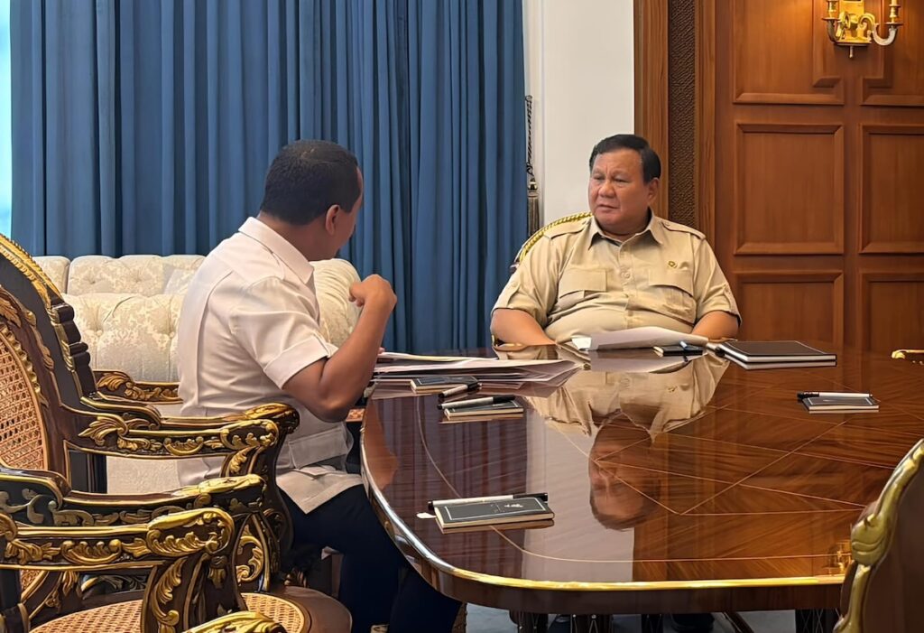 arsip-berita-usai-lapor-presiden-menteri-esdm-bahlil-pastikan-perketat-penerbitan-izin-tambang-9n3sox8