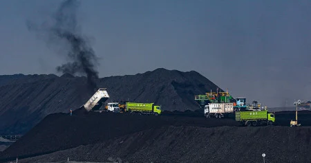 Pengiriman Batu Bara Indonesia ke China Terganggu, Harga Global Terdorong Naik